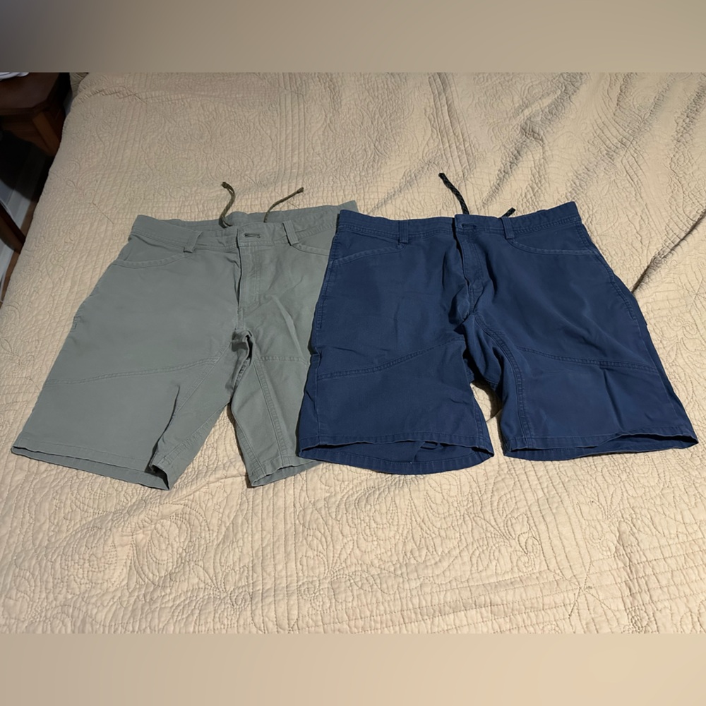 Outdoor Research Wadi Rum Size 32 Men's Blue and Gray Shorts.
